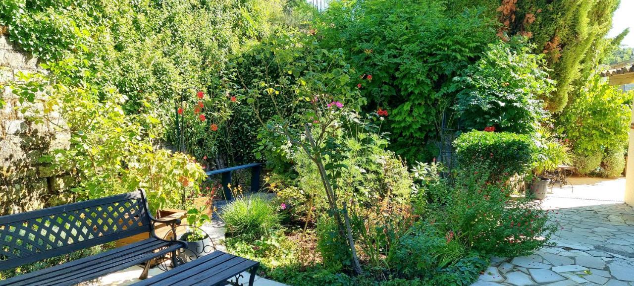 Manoir De Gravezon Bed & Breakfast Lunas  Exterior photo